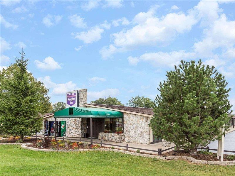 Knights Inn Racine Esterno foto